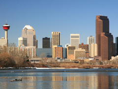 A view of the Calgary, Alberta skyline in winter